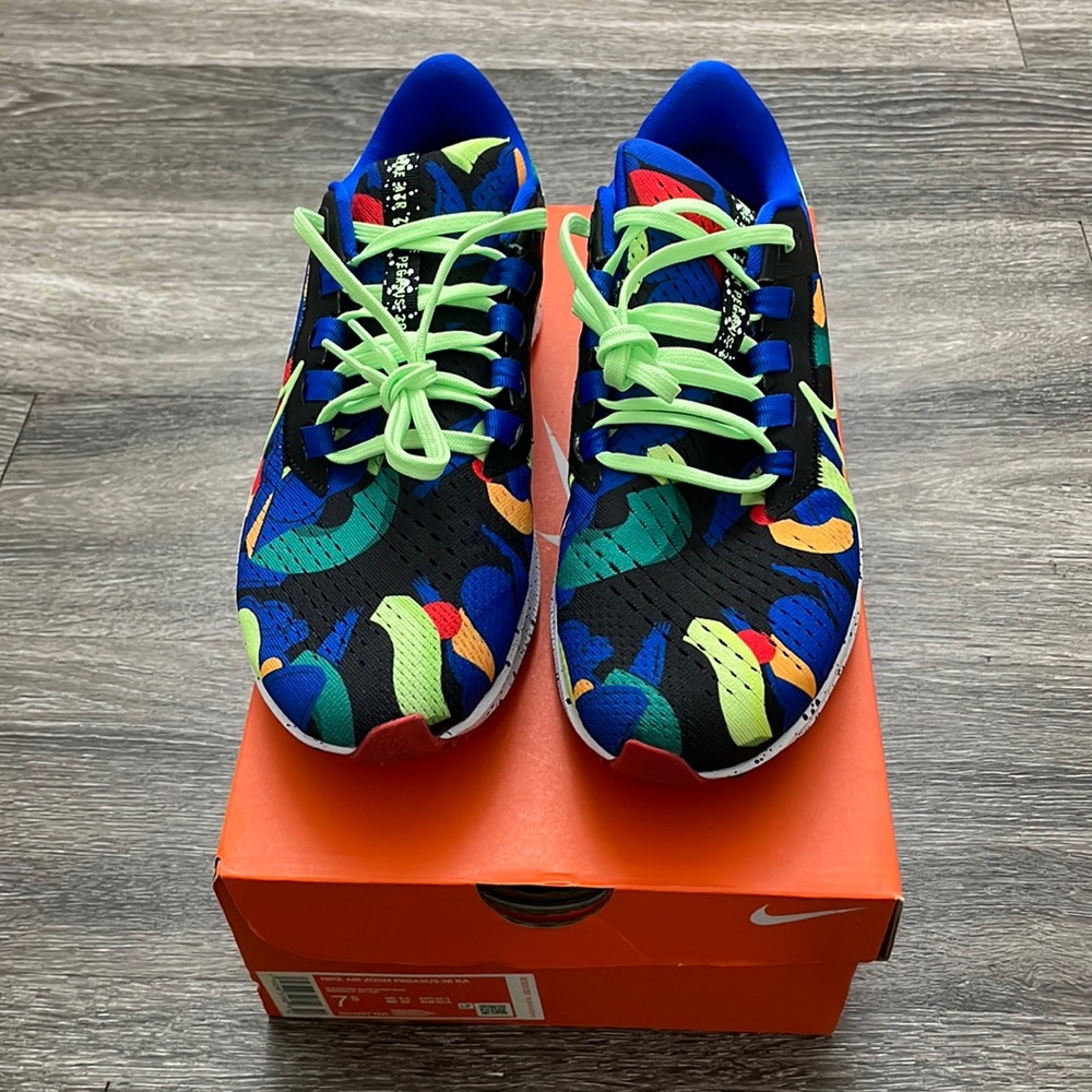 Nike Air Zoom Pegasus 38 AKA